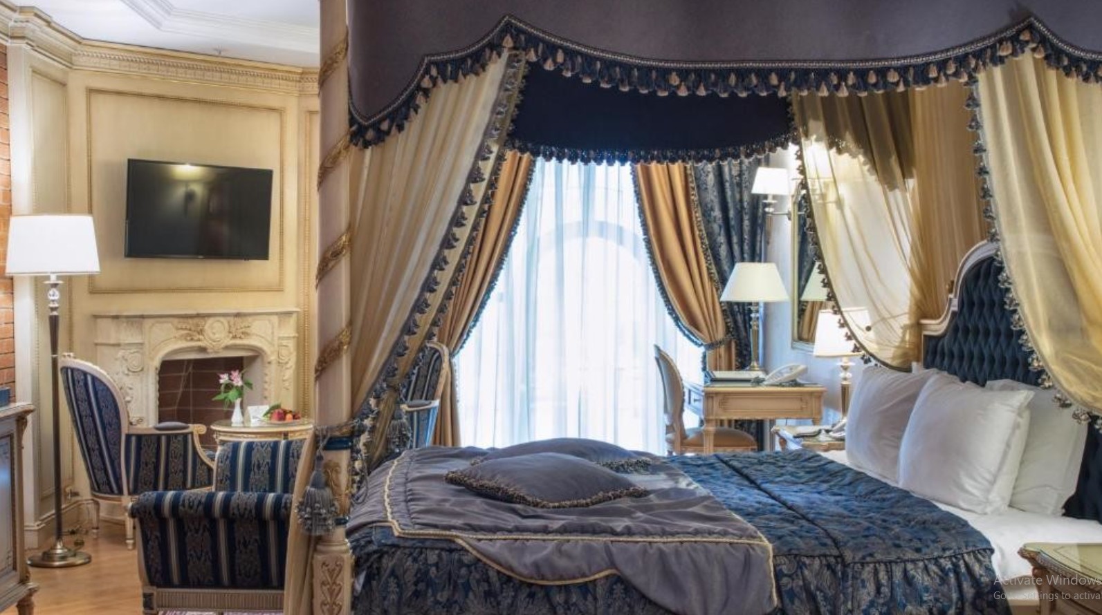Luigi XIV Suite