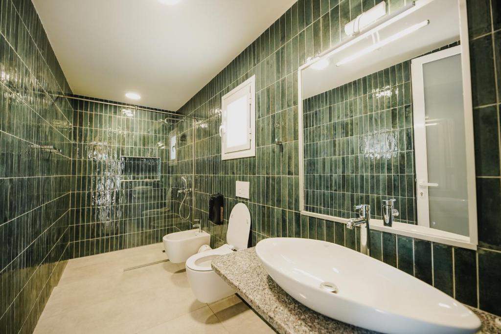 Deluxe Suite with Sea View