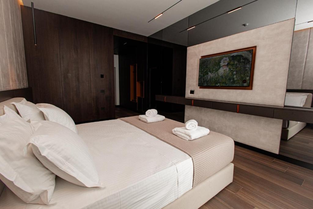 Double Room with Mountain View