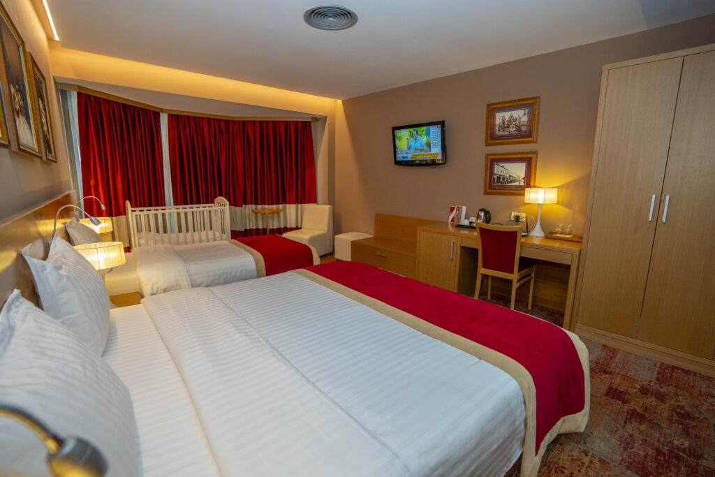 Triple Room