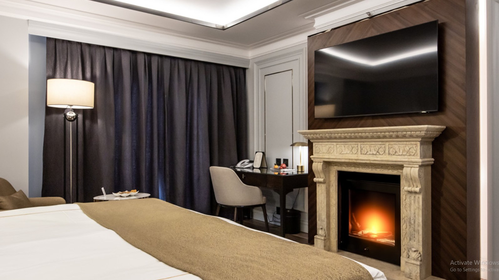 Prestige Deluxe King Room