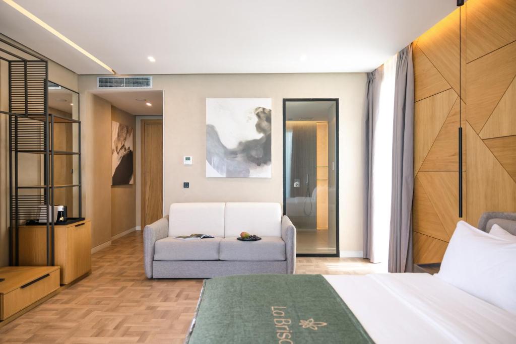 Deluxe Suite with Sea View