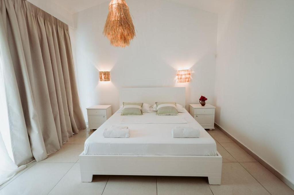 Deluxe Suite with Sea View