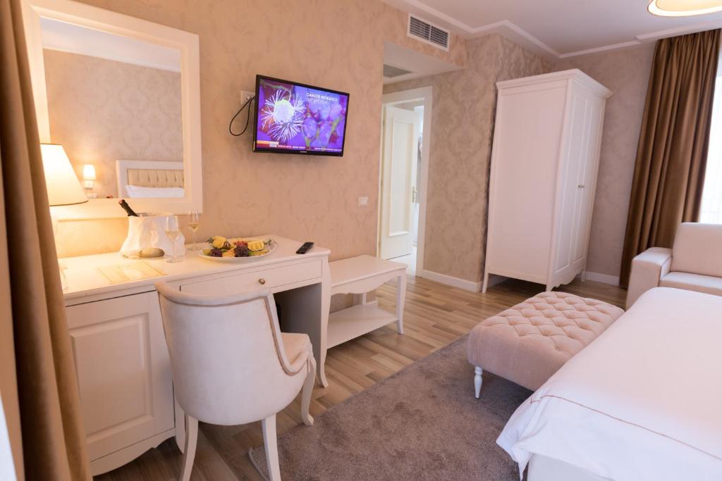 Premium Double Room with Balcony