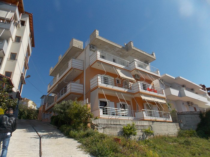 Hotel Erioni