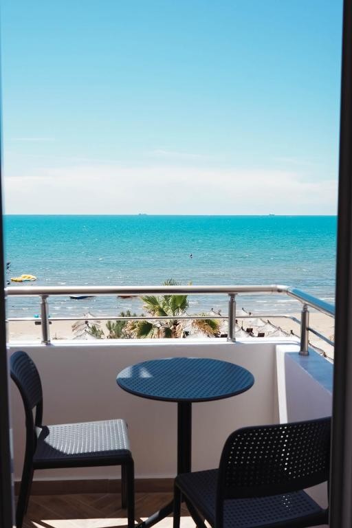 Marina Rooms